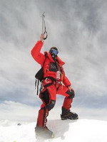 китай вводит возрастные ограничения для восхождения на эверест